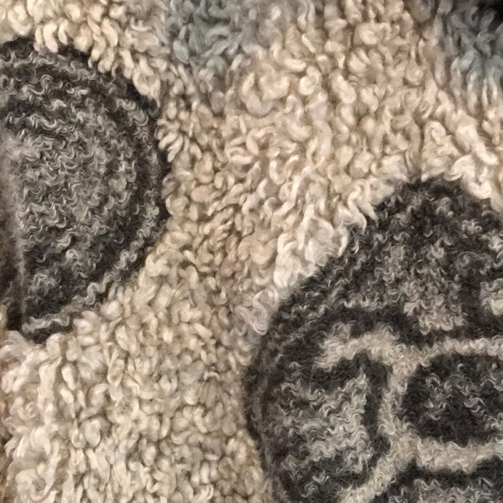 Soft and cozy Size Medium Coat